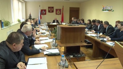 Утверждение нового устава и проблемы капремонта. Городской совет депутатов прошел накануне