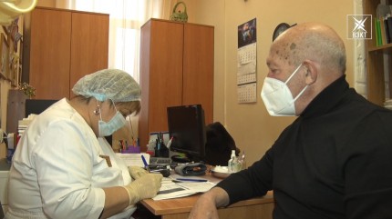 Одни из первых. Воскресенские врачи на себе опробовали вакцину от коронавируса