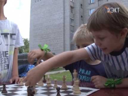 День двора отметили жители средней части города